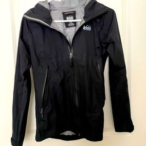 REI black waterproof gortex raincoat